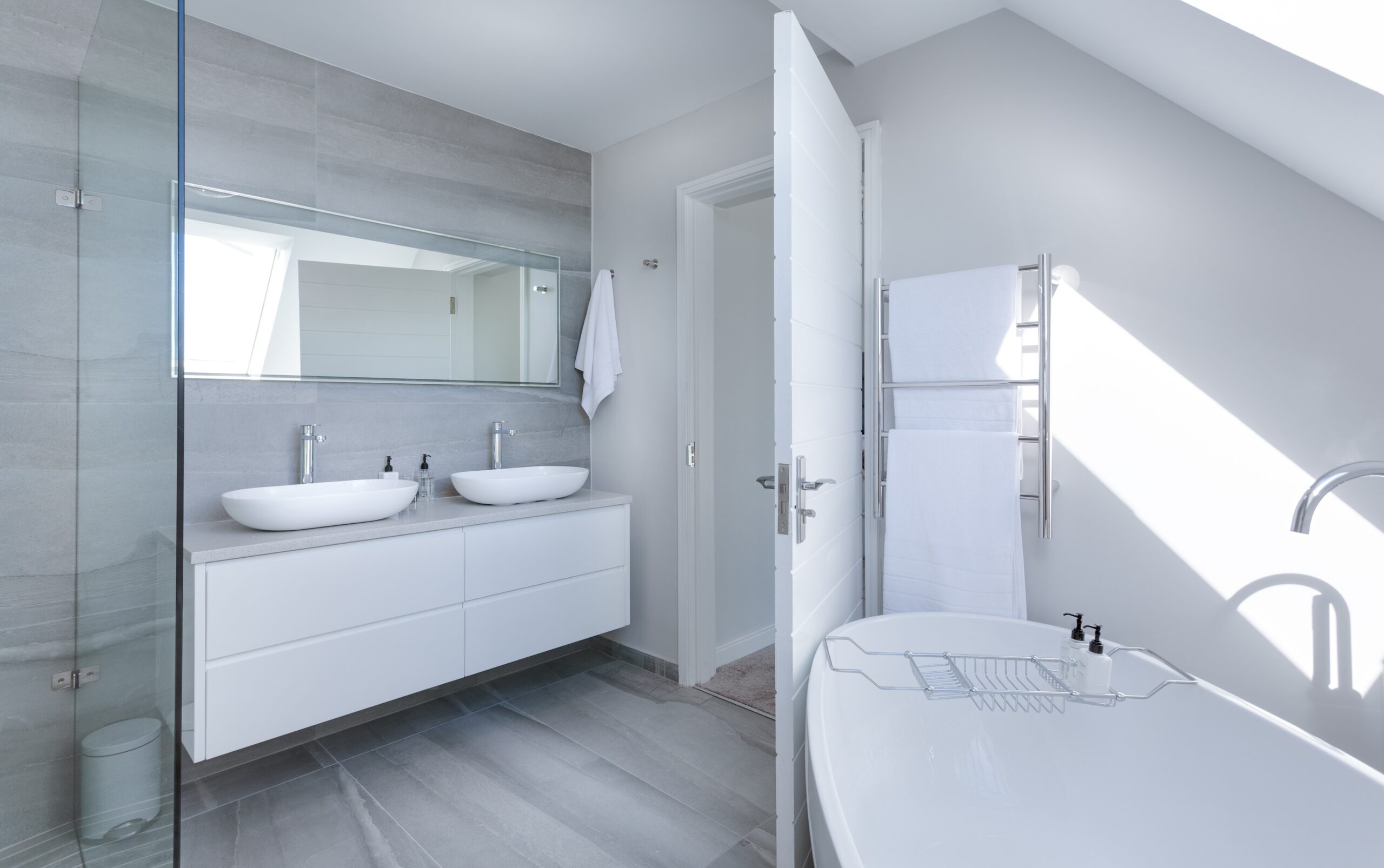 Bathroom Bliss: Discover the Best Services for a Stunning Transformation